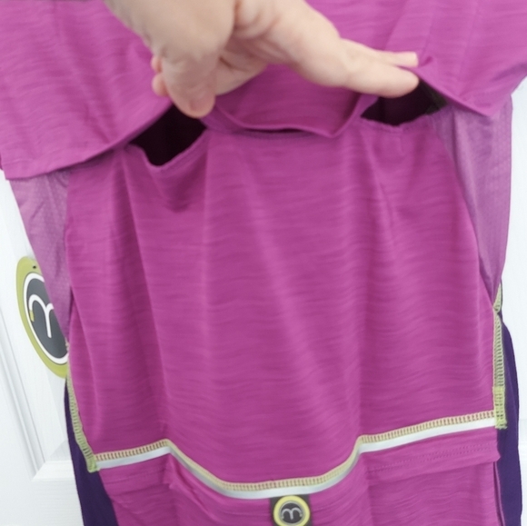 Moxie Cycling Wrap Tee Iris Small NWT - Picture 7 of 8